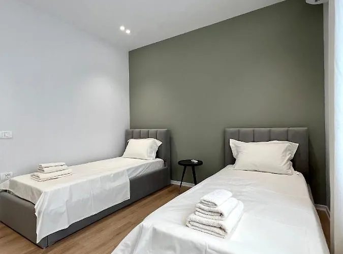 George Apartments2023