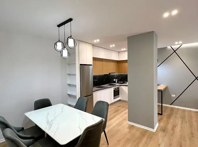 Apartment George Apartments2023