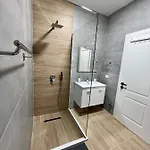 Apartamento George Apartments2023 *