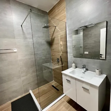 George Apartments2023 * Korce