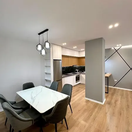 Apartament George Apartments2023