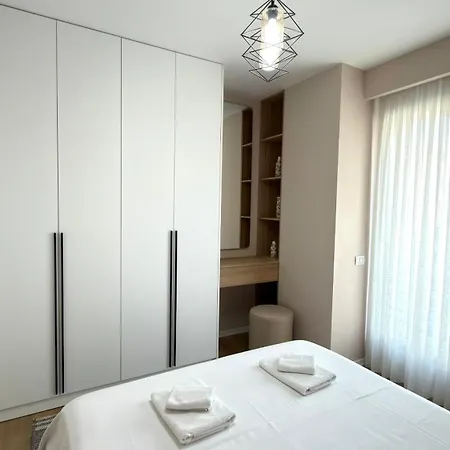 Apartman George Apartments2023 Korça