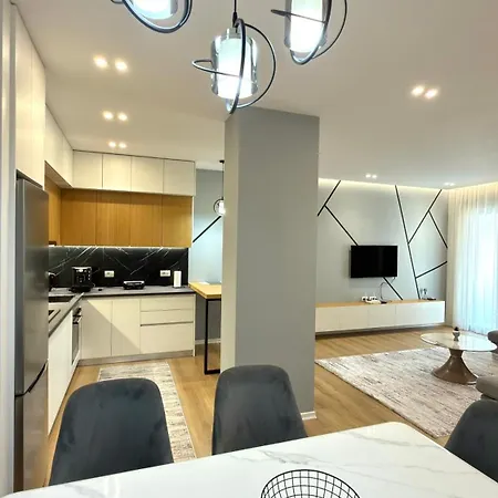 George Apartments2023