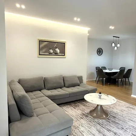Apartman George Apartments2023 *
